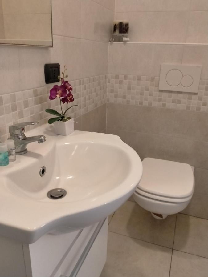 B&B Gardasee Кастельнуово-дель-Гарда Екстер'єр фото